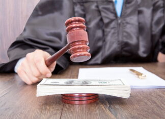 Может ли банк подать в суд по кредиту. Может ли банк подать в суд по кредиту.