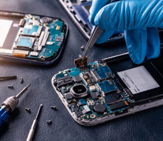 Мобильный смартфон: что может сломаться в первую очередь, как ремонтировать, поломка зарядки, заливка водой, не работает дисплей Мобильный смартфон: что может сломаться в первую очередь, как ремонтировать, поломка зарядки, заливка водой, не работает дисплей