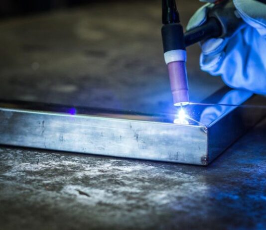 Сварка нержавеющей стали методами MIG и TIG Сварка нержавеющей стали методами MIG и TIG