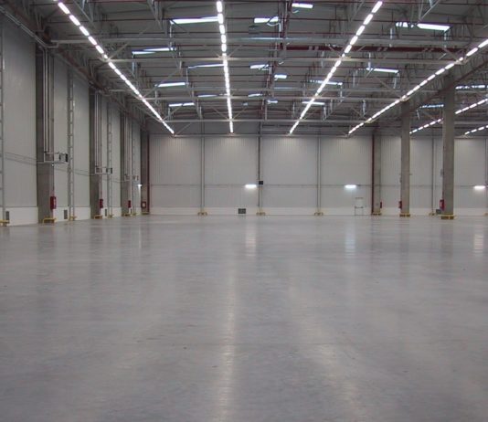 Промышленный бетонный пол: что нужно знать, что из себя представляет, типы промышленных полов, основные характеристики, преимущества, где заказать? Промышленный бетонный пол: что нужно знать, что из себя представляет, типы промышленных полов, основные характеристики, преимущества, где заказать?