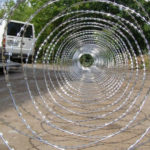 Где приобрести качественную колючую проволоку? Где приобрести качественную колючую проволоку?