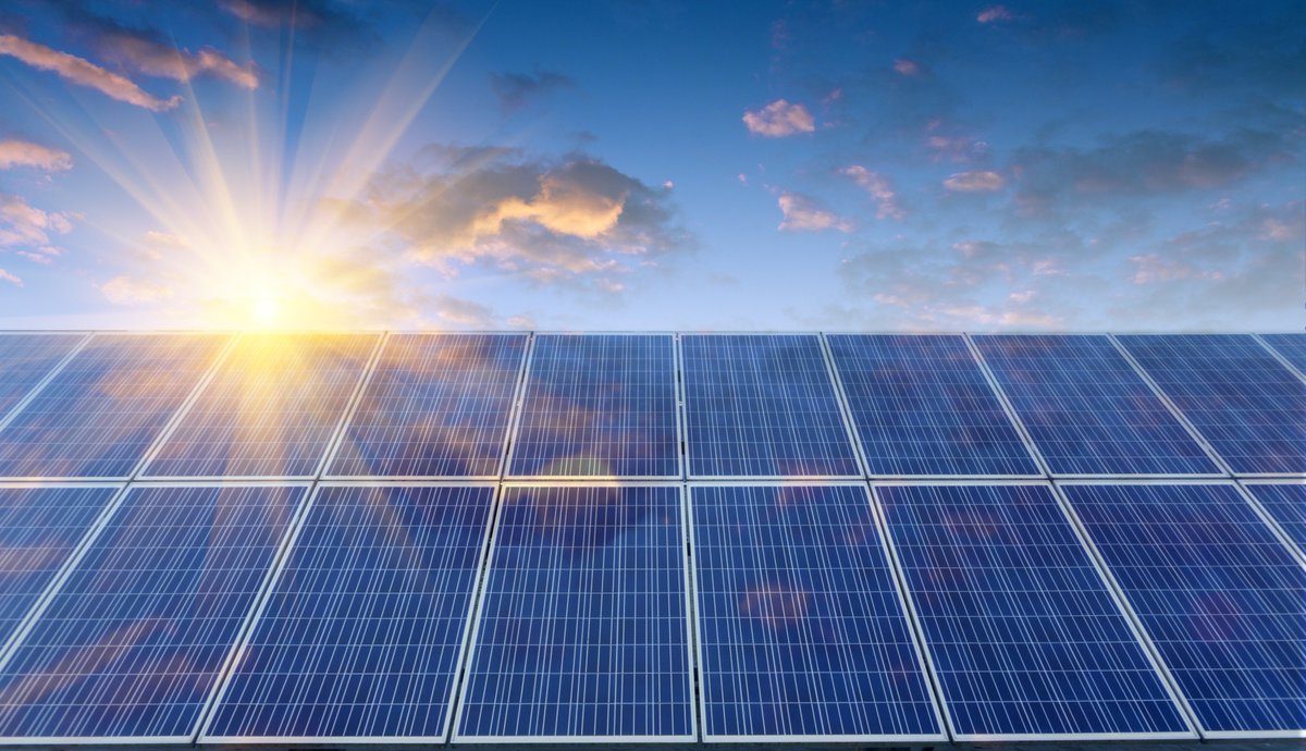 Проект солнечной электростанции для ТРЦ: выгодная инвестиция в собственную генерацию