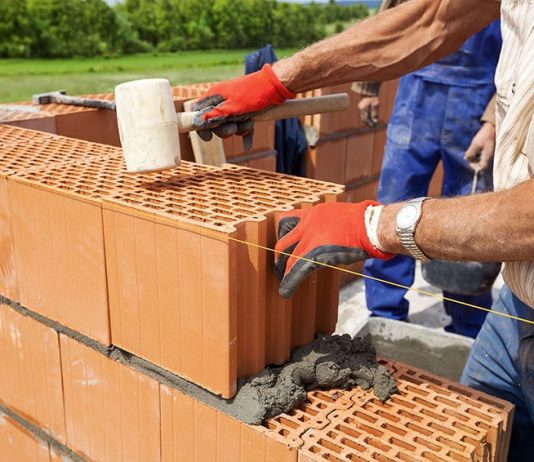 Стоит ли использовать керамические блоки: производство блоков, формы и размеры, преимущества Стоит ли использовать керамические блоки: производство блоков, формы и размеры, преимущества