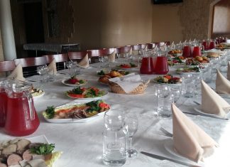 Как организовать поминки?