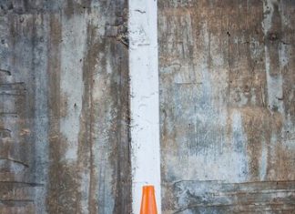 Пластиковые дорожные ограждения — бесперебойная защита и безопасность на дорогах