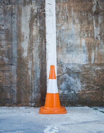 Пластиковые дорожные ограждения — бесперебойная защита и безопасность на дорогах