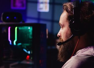 Космический азарт: увлекательное путешествие с Rocket Queen