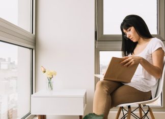 Балкон под ключ: легко, красиво, функционально