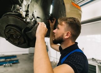 Как правильно промыть тормозную систему автомобиля