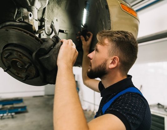 Как правильно промыть тормозную систему автомобиля