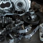 Преимущества автомобилей с атмосферными двигателями и механическими коробками передач