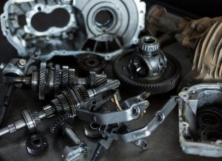 Преимущества автомобилей с атмосферными двигателями и механическими коробками передач