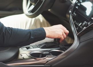 Ручная коробка передач в автомобилях особенности и преимущества