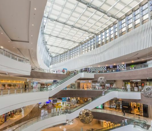 Анализ проходимости: важный фактор при выборе ТРЦ для бизнеса