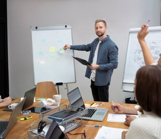 Как покрасить стены — пошаговое руководство