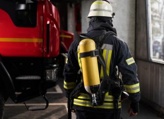 Аренда или покупка оборудования для лицензии МЧС: что выгоднее?