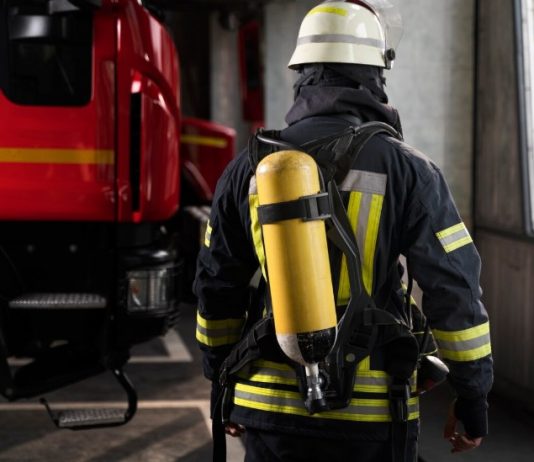 Аренда или покупка оборудования для лицензии МЧС: что выгоднее?