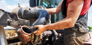 Как обслуживают топливную аппаратуру АЗПИ в спецтехнике