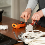 Оборудование для электромонтажных работ: виды, особенности и правила выбора